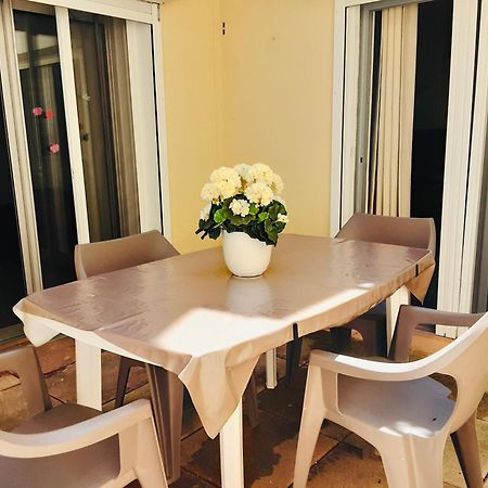 Sète Le Cocon Setois, Clim, Patio Et Garage Pour Vehicule Type Golf, Linge De Lit Et Serviettes Inclus מראה חיצוני תמונה